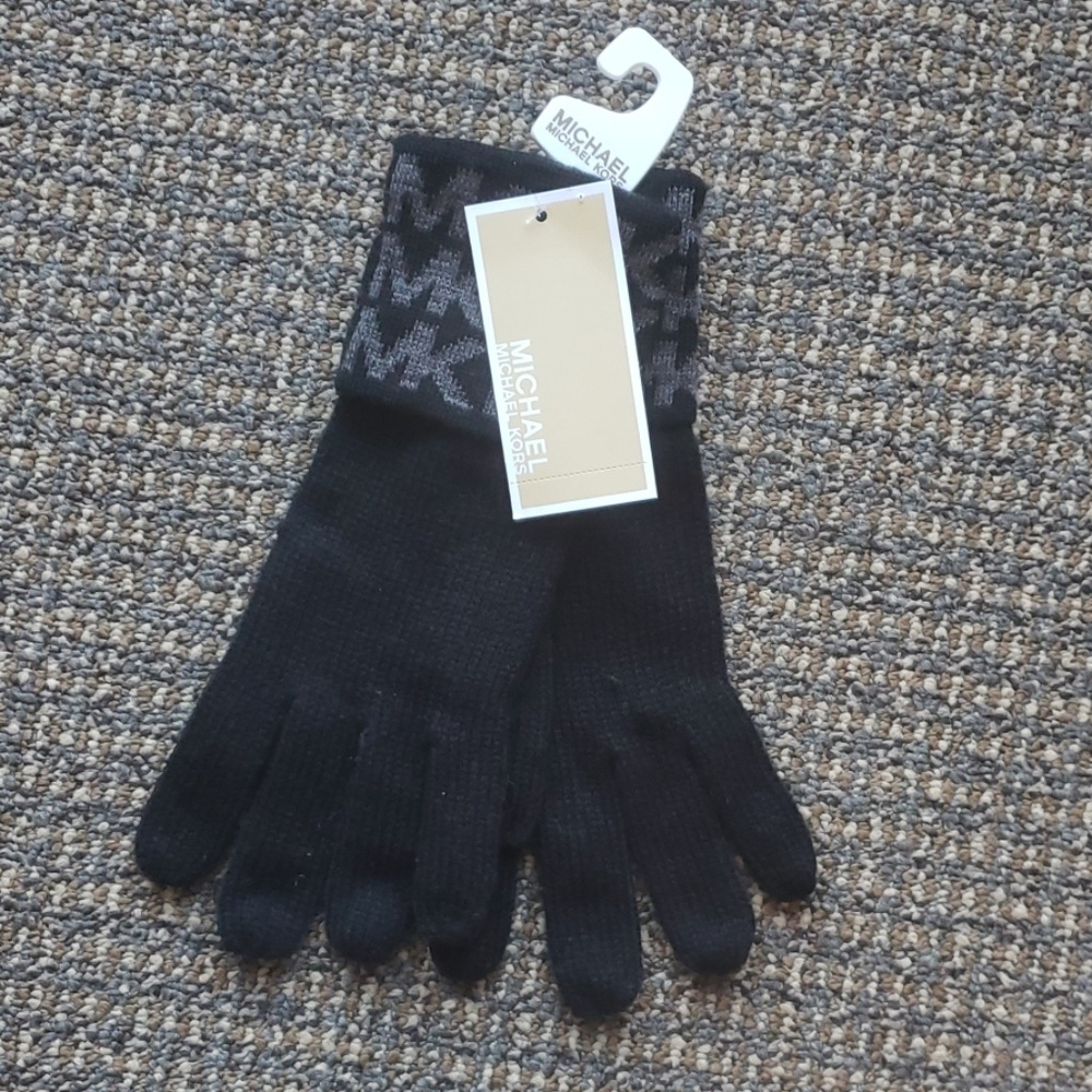 Michael Kors black gloves NEW WITH TAGS